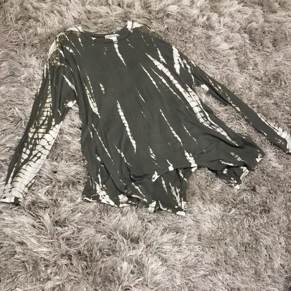 Long sleeve shirt